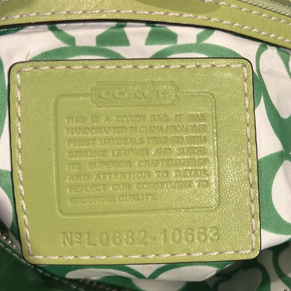 Woman’s Coach Handbag - Picture 3 of 3